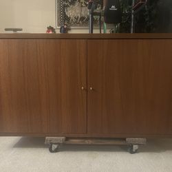 Mid Century Modern Style Storage Cabinet / Credenza / Sideboard
