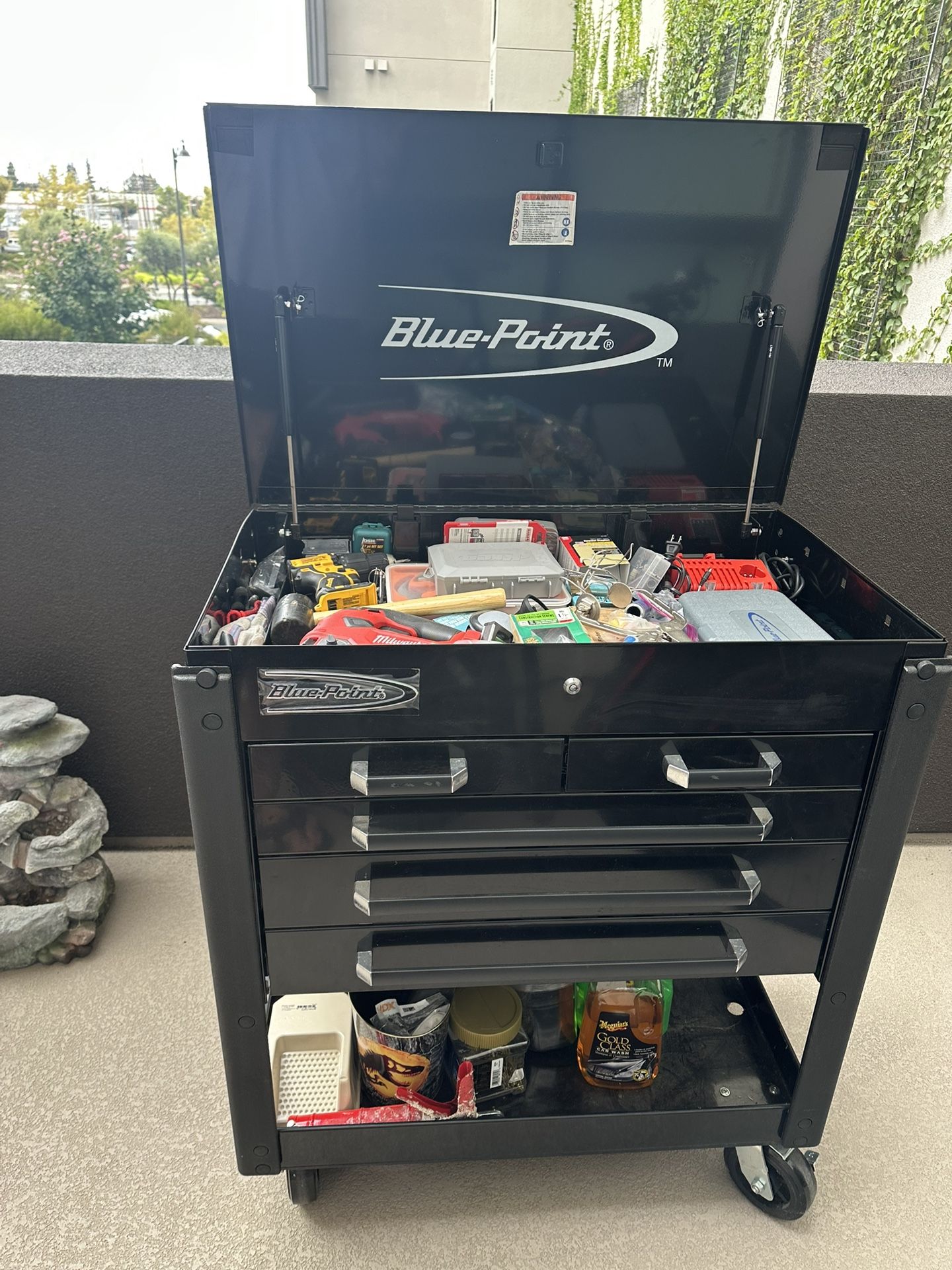Blue-Point Roll Tool Cart & Master Grip Tool Set