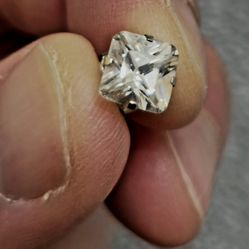 Men's Stud Earring (Single)