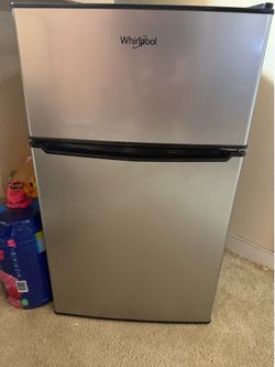 Mini fridge whirlpool
