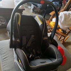 Graco Car Seat Fo Infat To 1 Yr Old