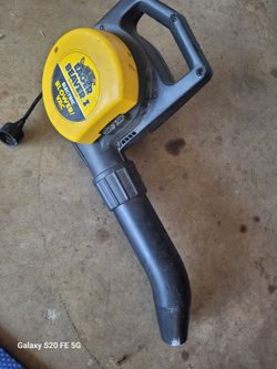 Electric leaf blower