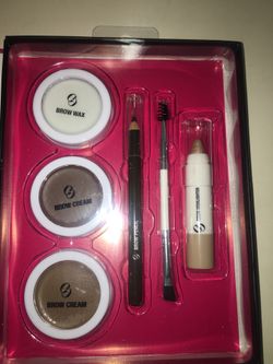 Brow makeup kit