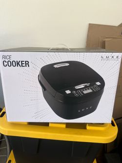 Rice cooker brand new in box