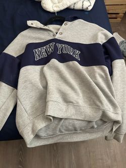 New York sweatshirt