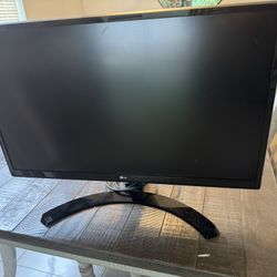 LG 24UD58 – B Monitor (Great condition)