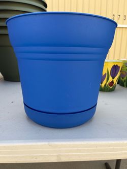 Classic Blue Bloem Saturn Pot 10”