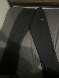 Black alo pants/ trades