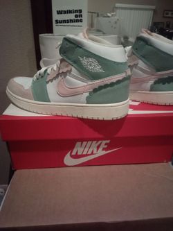 Nike Air Jordan 1 High-Top Sneakers