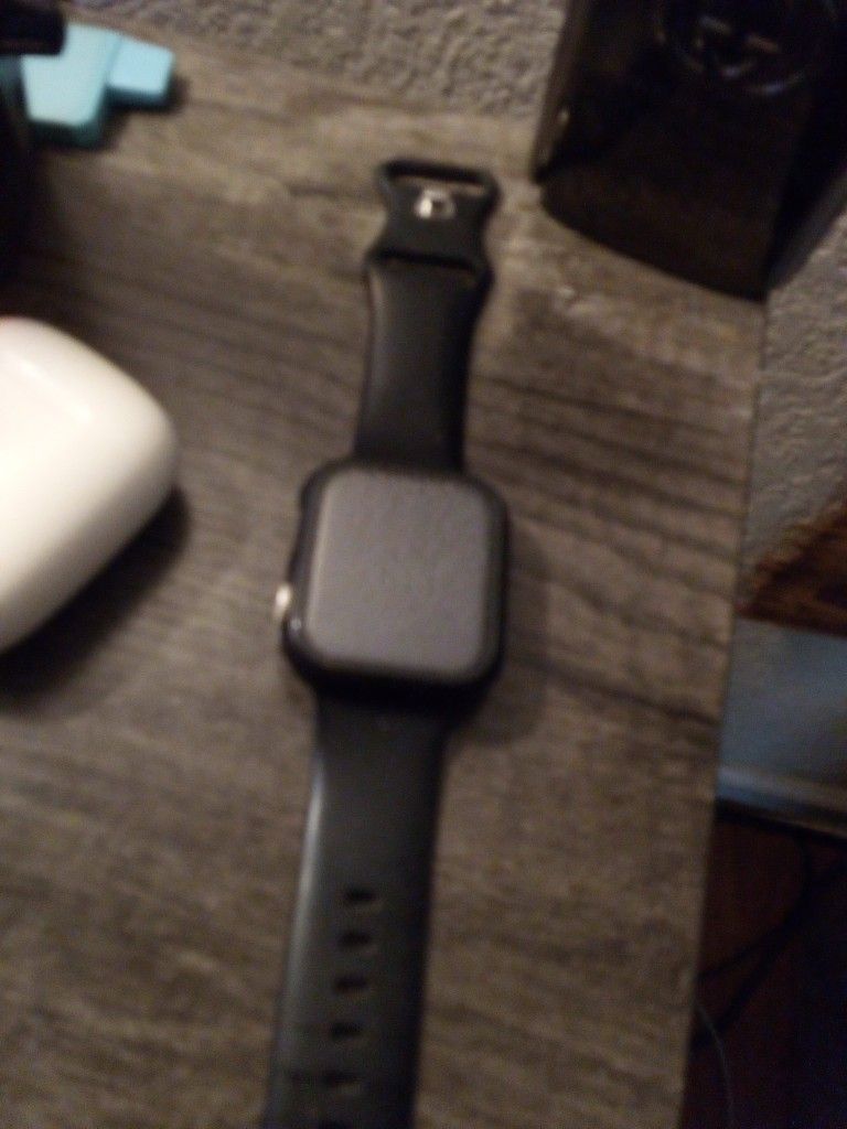 Apple Watch SE (Updated October 6th,2025)