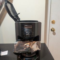 McCafe Drip Coffee Maker & Coffee Pot