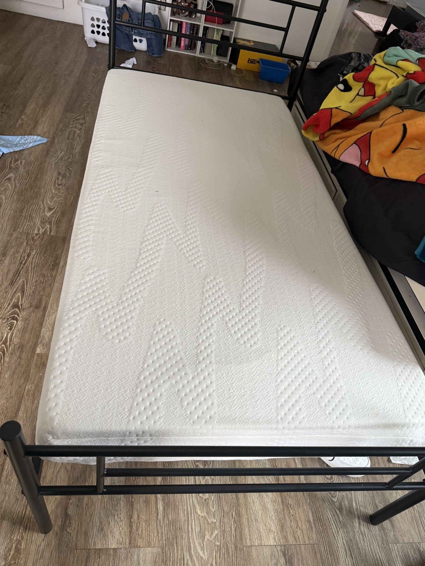 Twin Bed