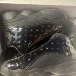 Air Jordan 13 Retro:  Size 10 Mens $100