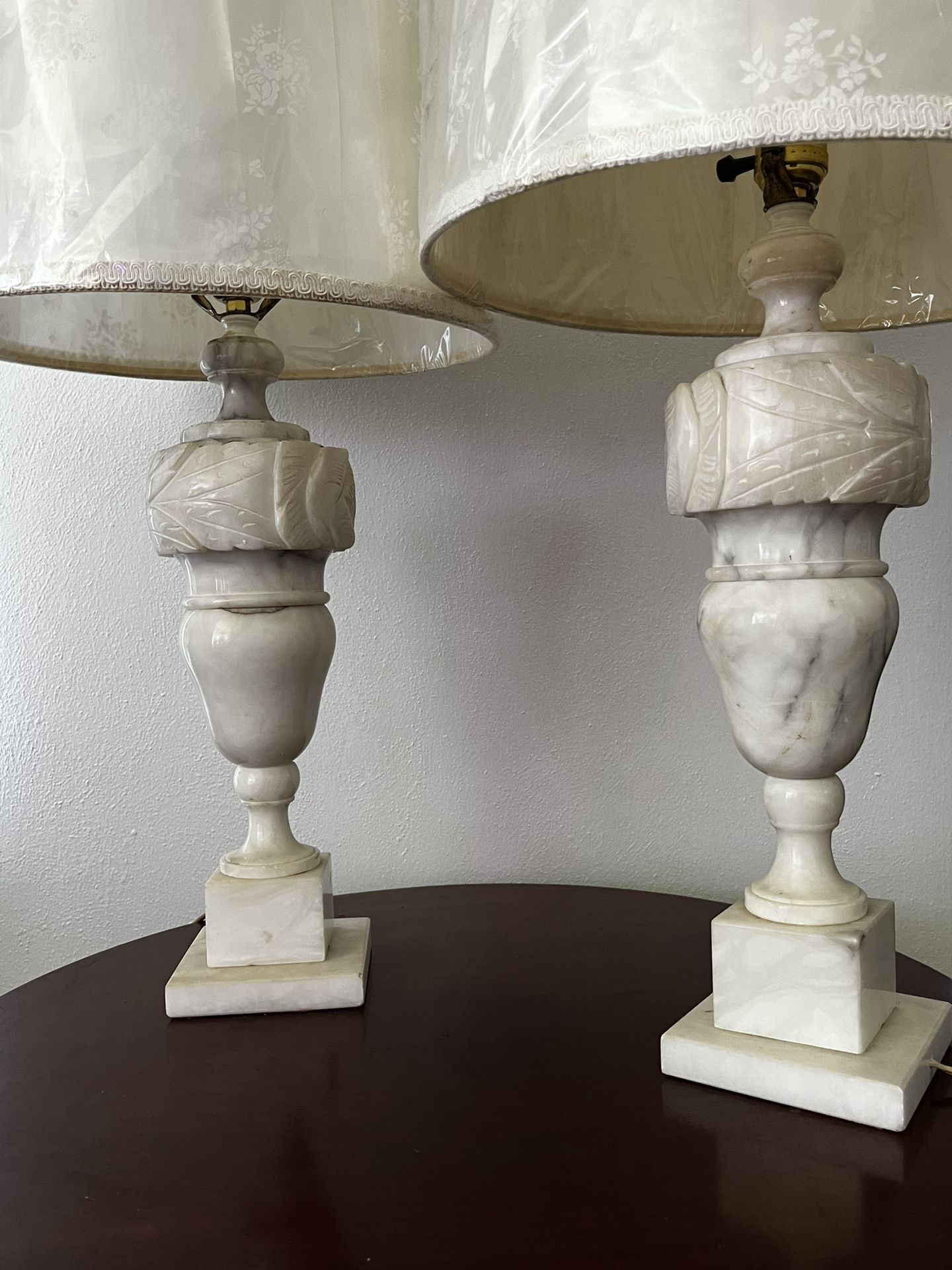 Vintage White Marble lamp