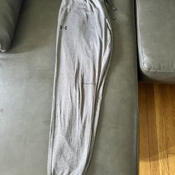 UNDER ARMOUR MENS JOGGERS SIZE L (GRAY)