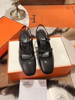 Hermes Women's Cowhide Sandals High Heels