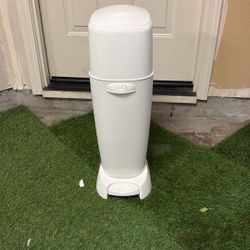 Diaper Genie 