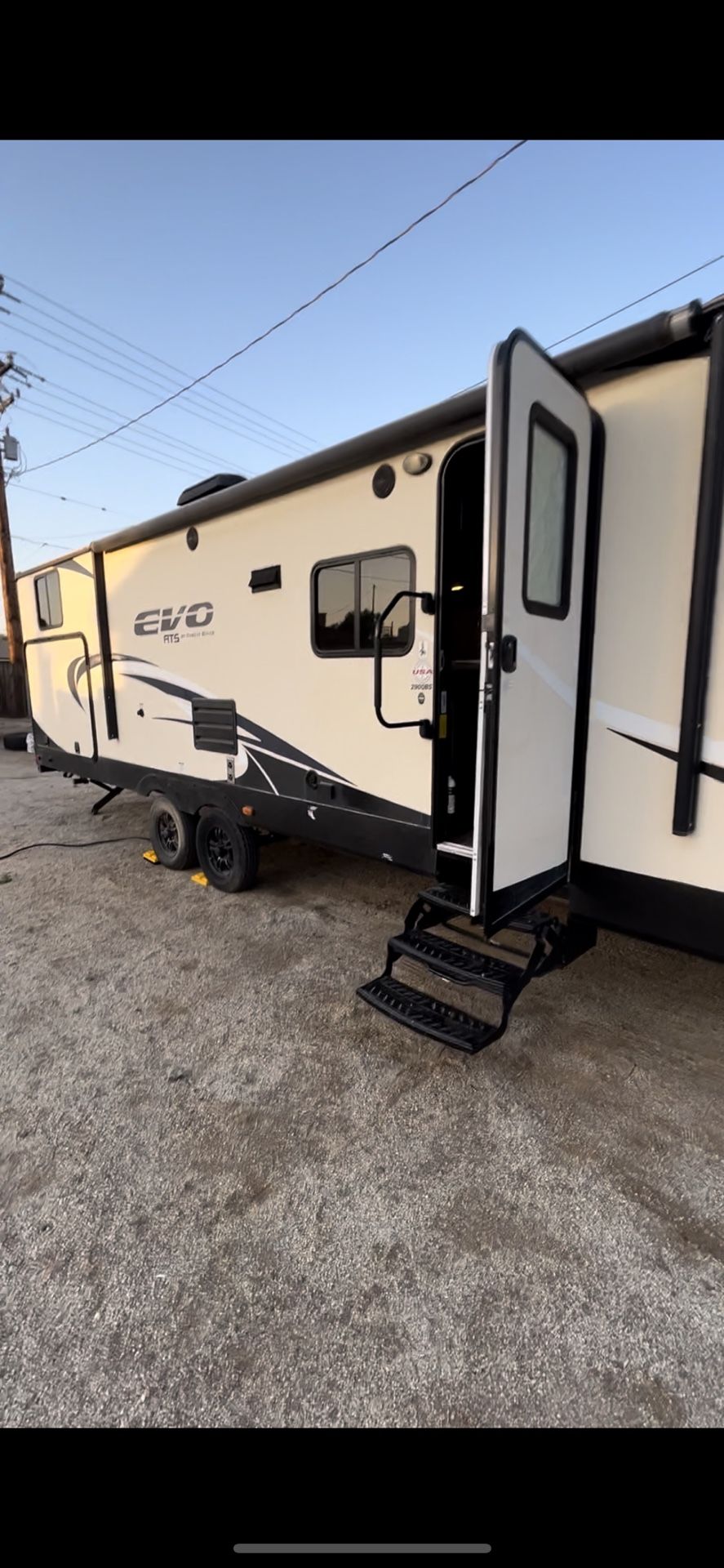 2016 Forest River Stealth EVO 290QBS