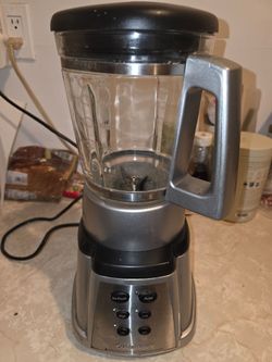 Cuisinart Blender with Glass Jar