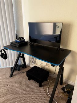Gaming computer Desk 47 inch