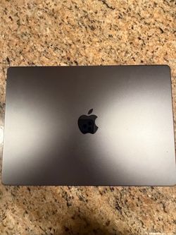 Mac book pro 2024