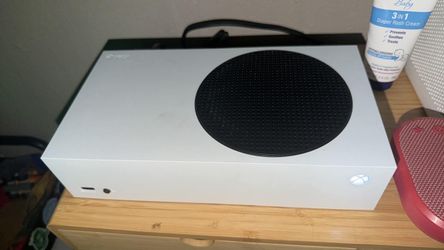 Xbox series s with portable monitor