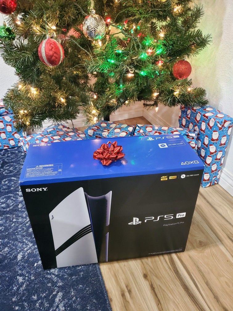 PLAYSTATION 5 PRO IN NEW CONDITION ONLY USED 1X