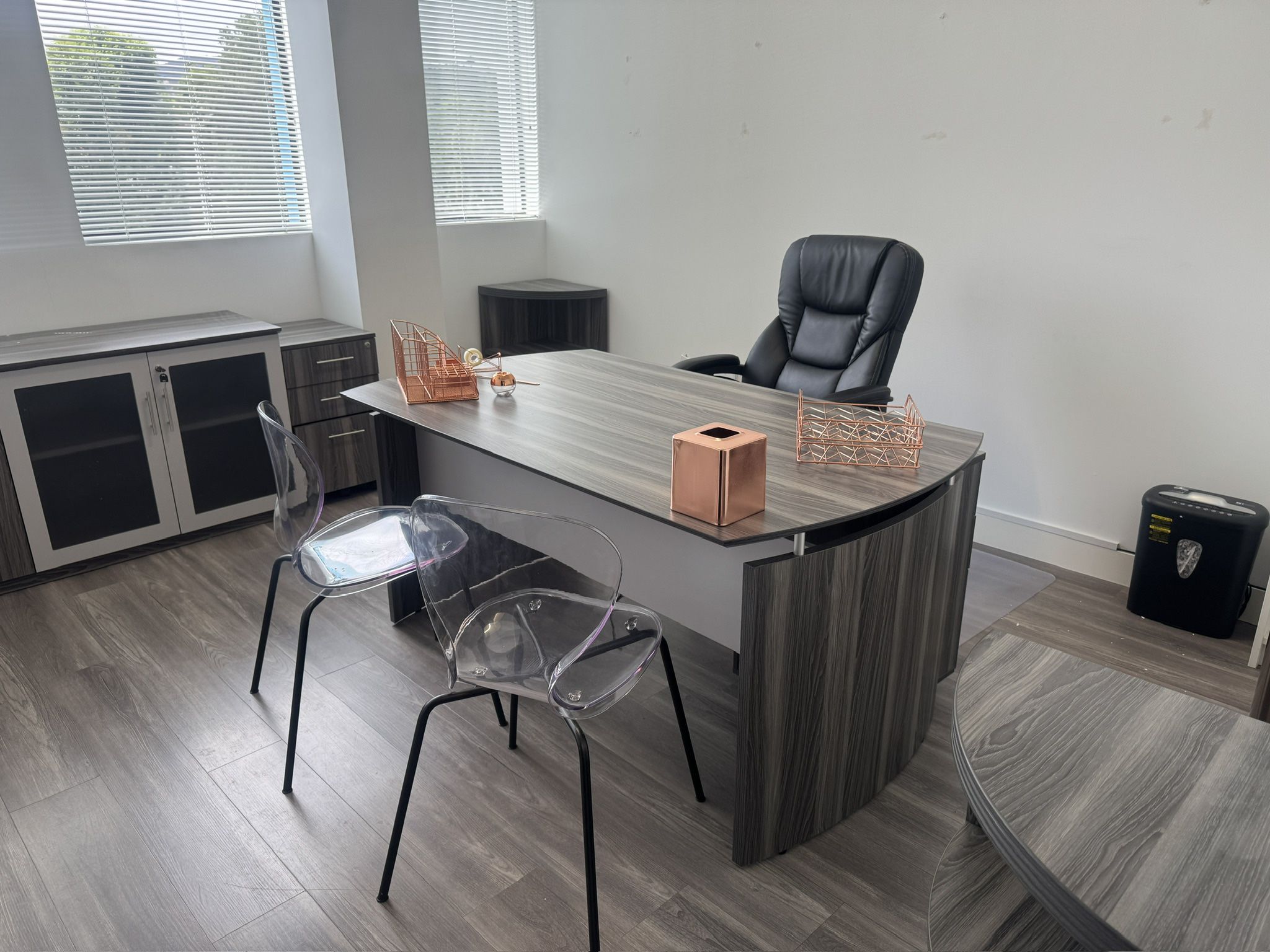 Entire Office Furniture