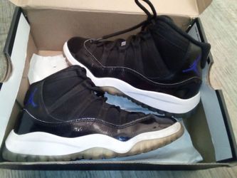 Nike  retro spacejam 11s  sz2 boys