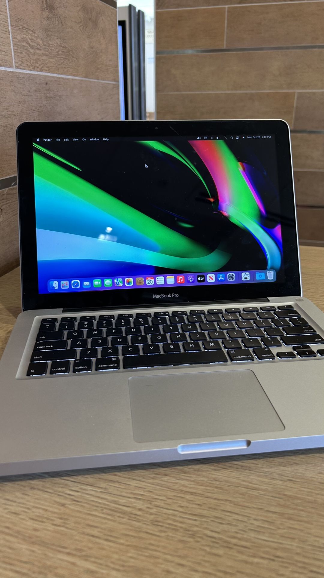 Apple MacBook Pro 13” I5/8GB/256GB SSD $140