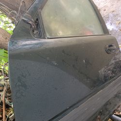 1998 Honda RV Drivers Side Door