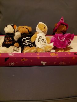 Halloween stuffed dolls