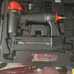Banks 18 Gauge Brad Nailer 