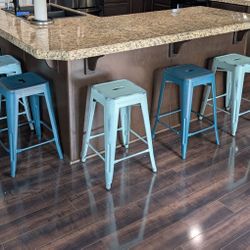 Used Hardwood (LVP) Flooring - Good Condition Locking Grooves