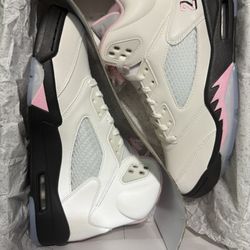 Jordan Medium Soft Pink