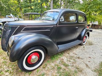 1937 FORD Todur car