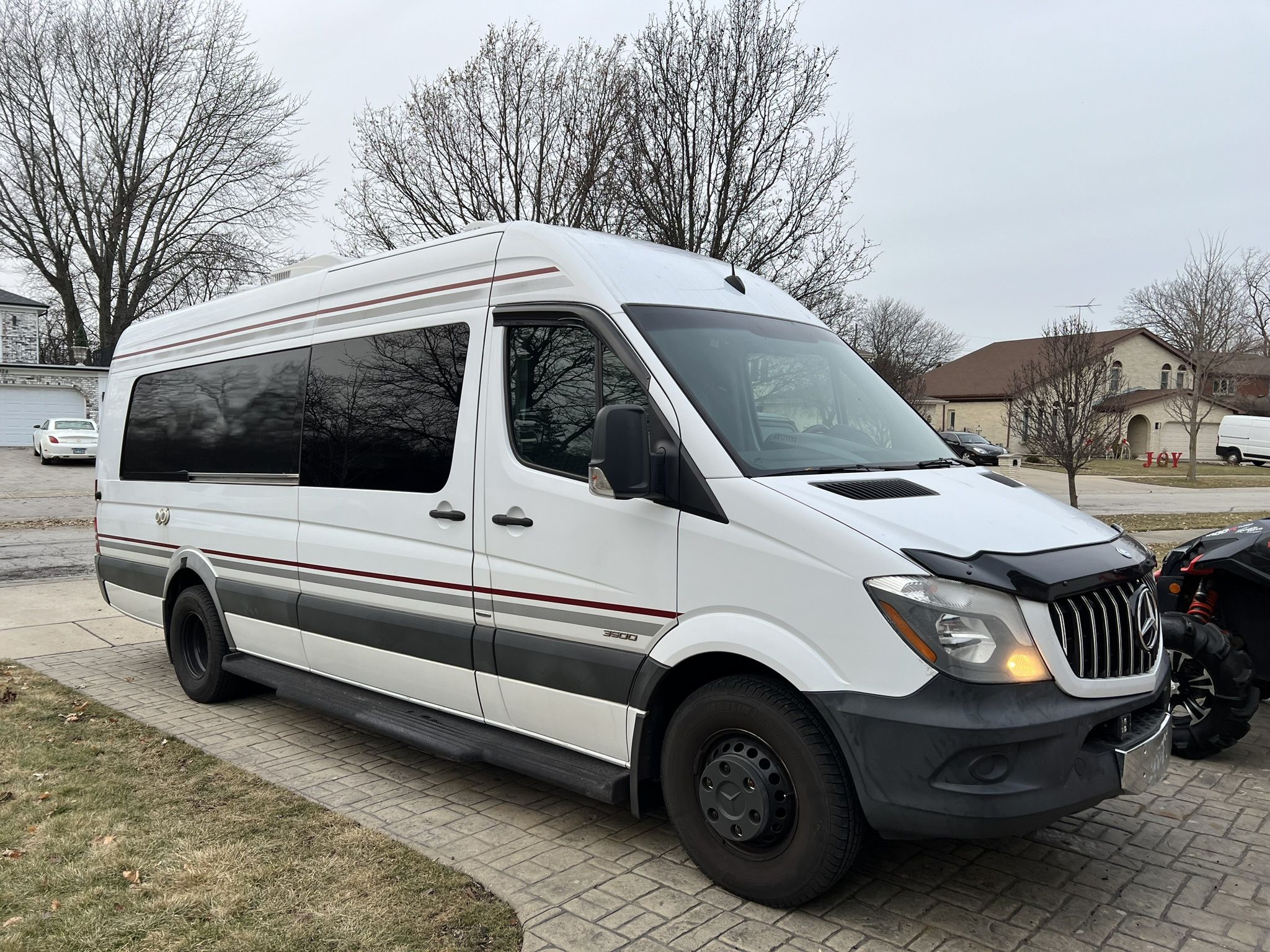 Mercedes Benz Sprinter 3500 RV