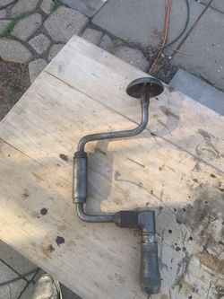 Miller Falls bit and brace with metal handles