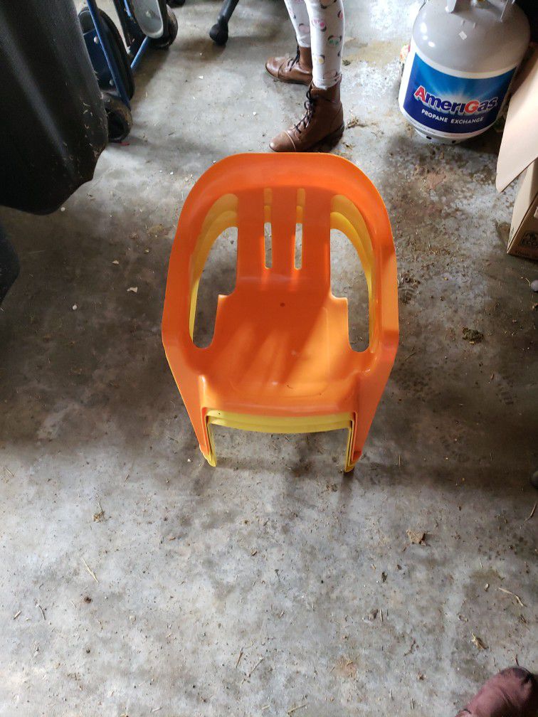 Free Kids Chairs