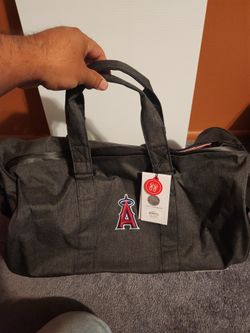 Herschel Angels 😇 Duffel