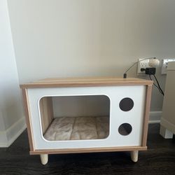 Cat TV Bed