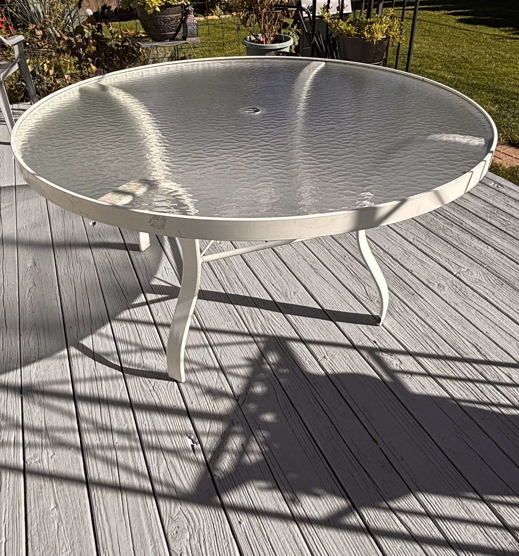 🌤️Large 54.5” Round Outdoor Glass Patio Table – White Metal Frame☀️Read Full Description Below☀️