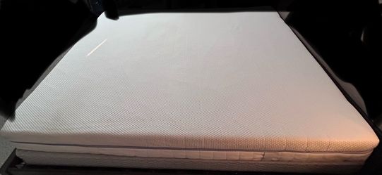 Queen mattress