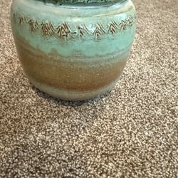 Decorative Small Pot-pottery