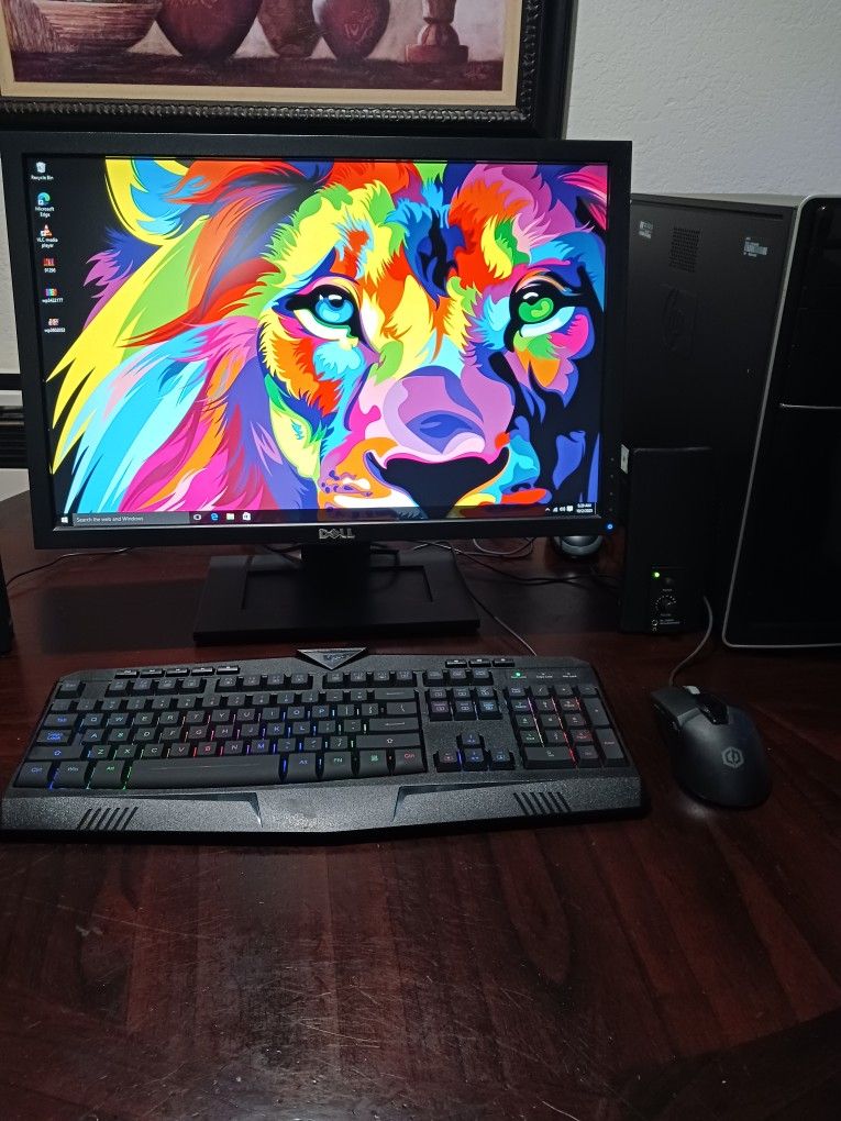 Hp Pavilion desktop Computer Windows 10. Good Working Condition.  AMD Athlon (tm) ll x 4630 processor.  4 gb Ram. monitor 23  inches.   speakers inclu