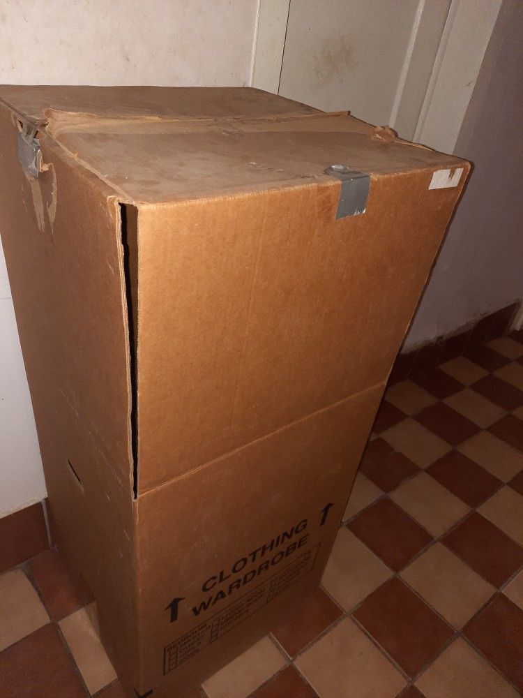 Wardrobe Box