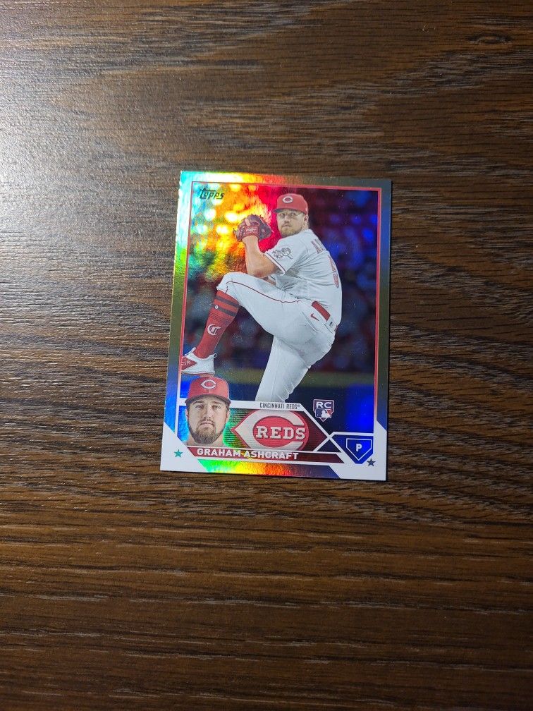 2023 Topps #214 Graham Ashcraft. Gold Foil Cincinnati Reds