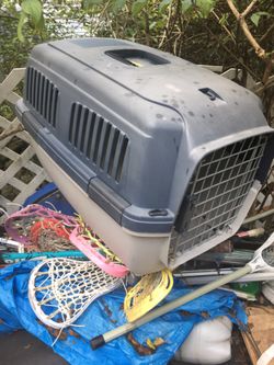 Medium portable pet carrier only $30