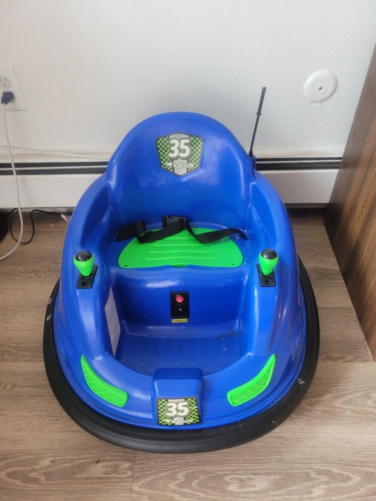 Kids Bumper Car Indoor Outdoor Toy Battery Powered RGB 