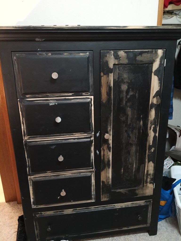Wood Dresser